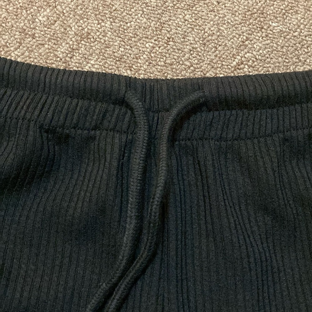 Silk & Salt Black Ribbed Shorts with Drawstring Waist - Picture 5 of 14